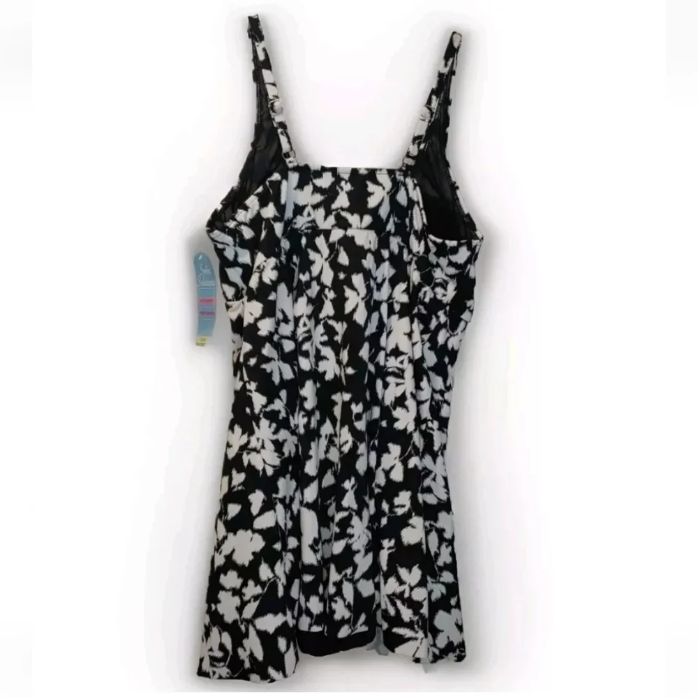 Swim Solutions Fly Away Tummy Control Swim Dress Woman Plus 18W Wireless New - Picture 7 of 12